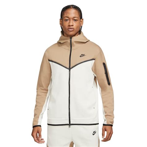 nike tech herren beige|gray Nike tech suit.